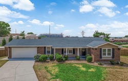 9 Pittsfield Court, Chesterfield, MO 63017