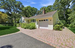 89 Burton Lane, Commack, NY 11725
