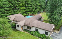 6494 Zimmer Road, Haslett, MI 48840