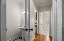 916 Hillcrest Court, Tallahassee, FL 32308