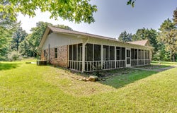 2121 Chapel Hill Road, Utica, MS 39175