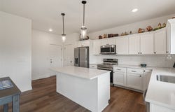 1025 Gray Avenue, Waukee, IA 50263