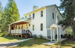 631 Wolverine Rd, Moyie Springs, ID 83845