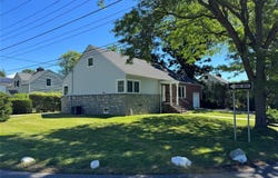 25 Alta Parkway, Mount Vernon, NY 10552
