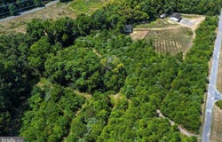 124 HAUPTMAN CT, CLEAR BROOK, VA 22624