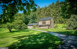 1255 HOLLOW ROAD, CHESTER SPRINGS, PA 19425