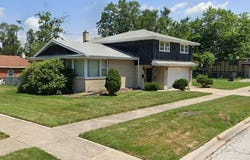 14845 Evans Ave, Dolton, IL 60419