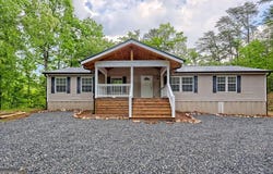 65 Redwood, Tiger, GA 30576