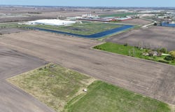 00 1500 North Ave, Peru, IL 61354