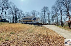 120 Magnolia Tree Lane, PARIS, TN 38242