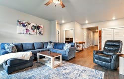 8383 Lennox St., West Richland, WA 99353