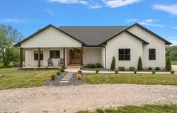 380 W 300 S, Valparaiso, IN 46385