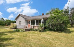 14711 White Creek Avenue NE, Cedar Springs, MI 49319