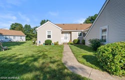 82 B Parkway Drive, Freehold, NJ 07728