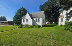 642 Marshall Street, Albert Lea, MN 56007