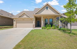 5709 Round Hill Road, Denton, TX 76210