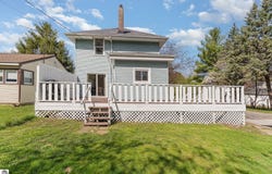 750 Pennsylvania Avenue, Alma, MI 48801