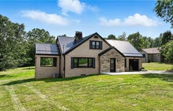 545 Vanderbilt Rd, Dunbar Twp, PA 15425