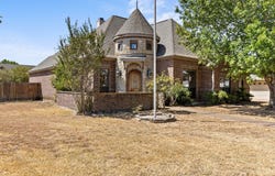 610 Vanishing Oaks Drive, Crawford, TX 76638