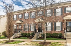 208 Candice Way, St Peters, MO 63376