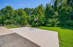 3823 Buckley Court, Columbus, IN 47203