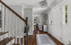 7 Beaman Ln, Marlborough, MA 01752