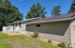 1862 CLEARWATER FOREST Drive, South Haven, MN 55382
