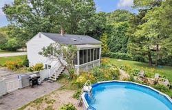 8 Tonkawa Avenue, Westerly, RI 02891