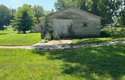 818 L St, Auburn, NE 68305