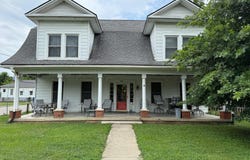 702 Kentucky Avenue, Frankfort, KY 40601