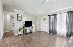 881 N Cloverleaf, Goddard, KS 67052