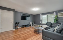 370 Echo Lane, Aurora, IL 60504