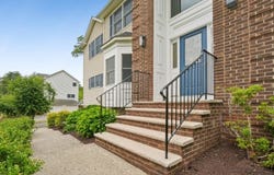610 River Rd, Chatham Twp., NJ 07928-1261