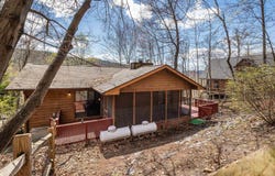 183 DEER DR, MCGAHEYSVILLE, VA 22840