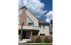 910 CHERRINGTON DRIVE, HARRISBURG, PA 17110