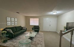 9825 NW 122nd Ter, Hialeah Gardens, FL 33018