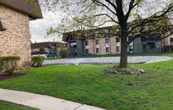 9178 South Road E, Palos Hills, IL 60465