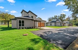 1100 S Main Street, Lindale, TX 75771