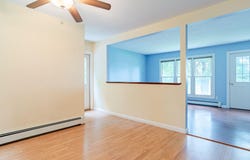 919 College Street, Lewiston, ME 04240