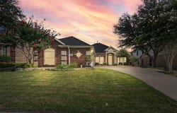 2612 Florence Street, Grand Prairie, TX 75052