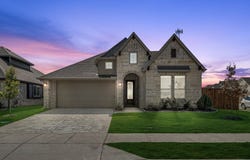 200 Sweetwater Drive, Commerce, TX 75428