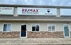 32961 Pin Oak unit: 2, Avon Lake, OH 44012