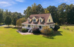 1052 N Creek Drive, Belhaven, NC 27810