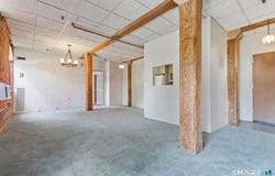 222 Williams Street E, Glastonbury, CT 06033