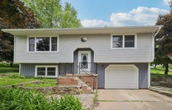 215 Valders Boulevard, Barneveld, WI 53507