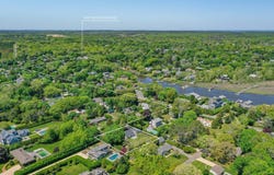5 Argyle Road, East Quogue, NY 11942