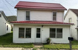 69 Woody Simmons Road, Mill Creek, WV 26280