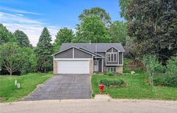 9211 Jeffery Avenue S, Cottage Grove, MN 55016
