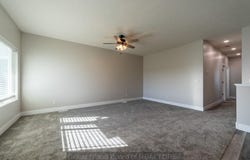 1044 Vandervoort Ave, Grand Island, NE 68801