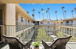 70 N Catalina Avenue, Pasadena, CA 91106